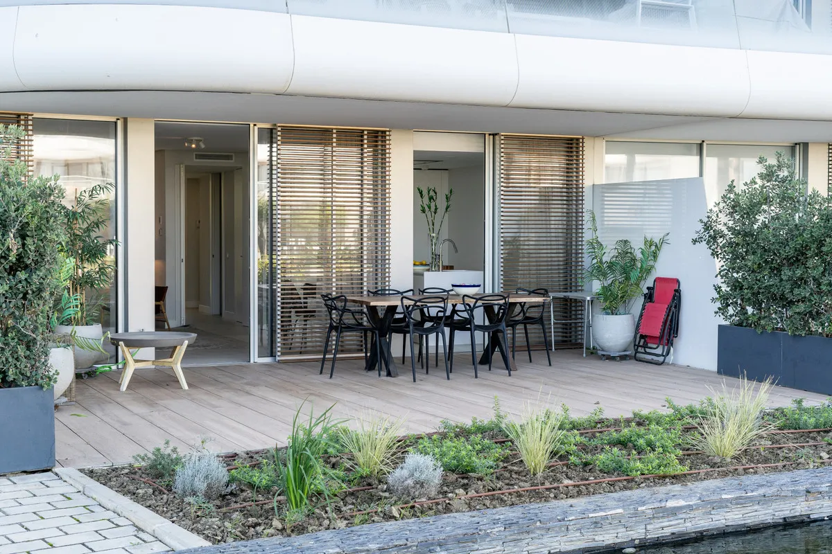 2e0a954b-e93b-40b2-a2f5-42aadaa8b899