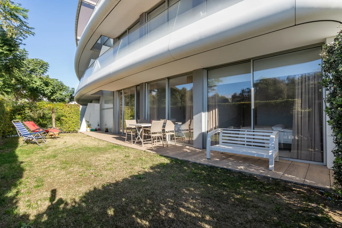 5e480aa1-da92-4365-beb4-bff9cbd1cb35