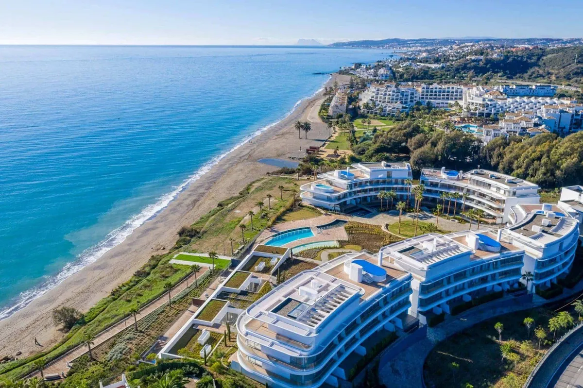 b14b2fc6-4f5c-4f52-b447-9c2780364aaf