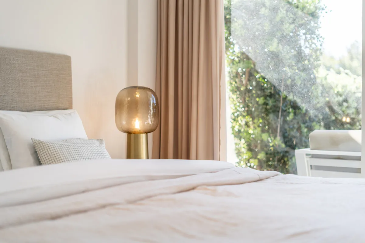 daeb7702-9669-4194-a684-b863b644204a