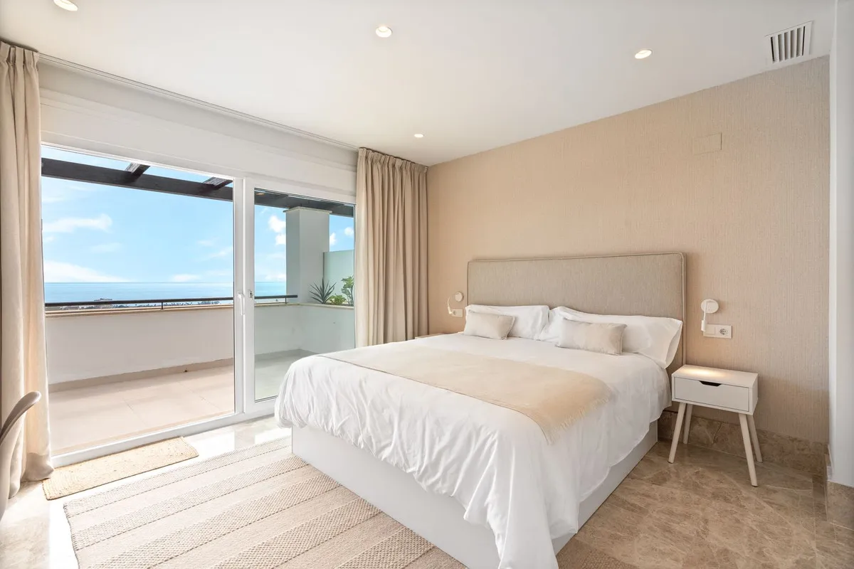 6672f56c-07d0-4042-a964-26cb1215ea78