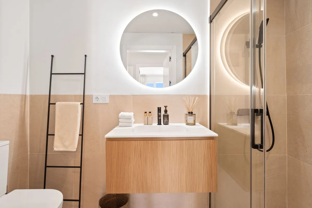 6f24bdad-1ac4-49dc-9b2f-f62c847d0bd6