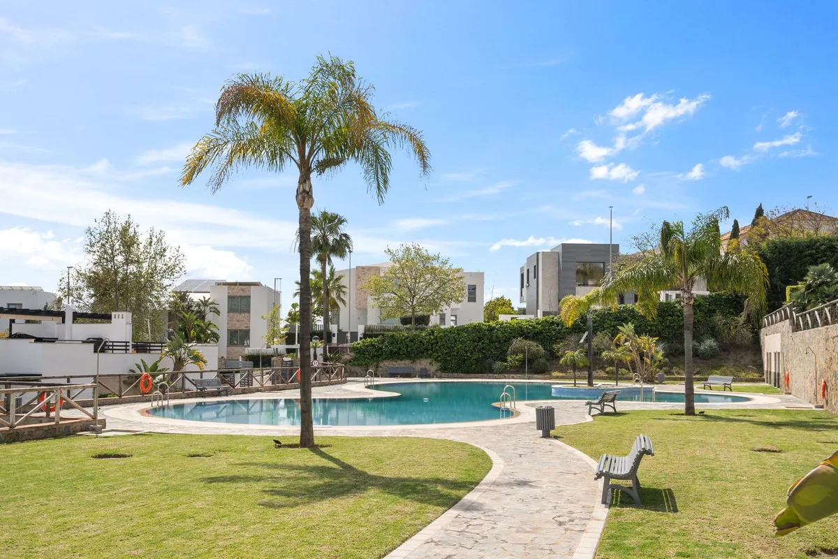 c20492de-0826-4a3a-aa3c-fb2db5c059fe