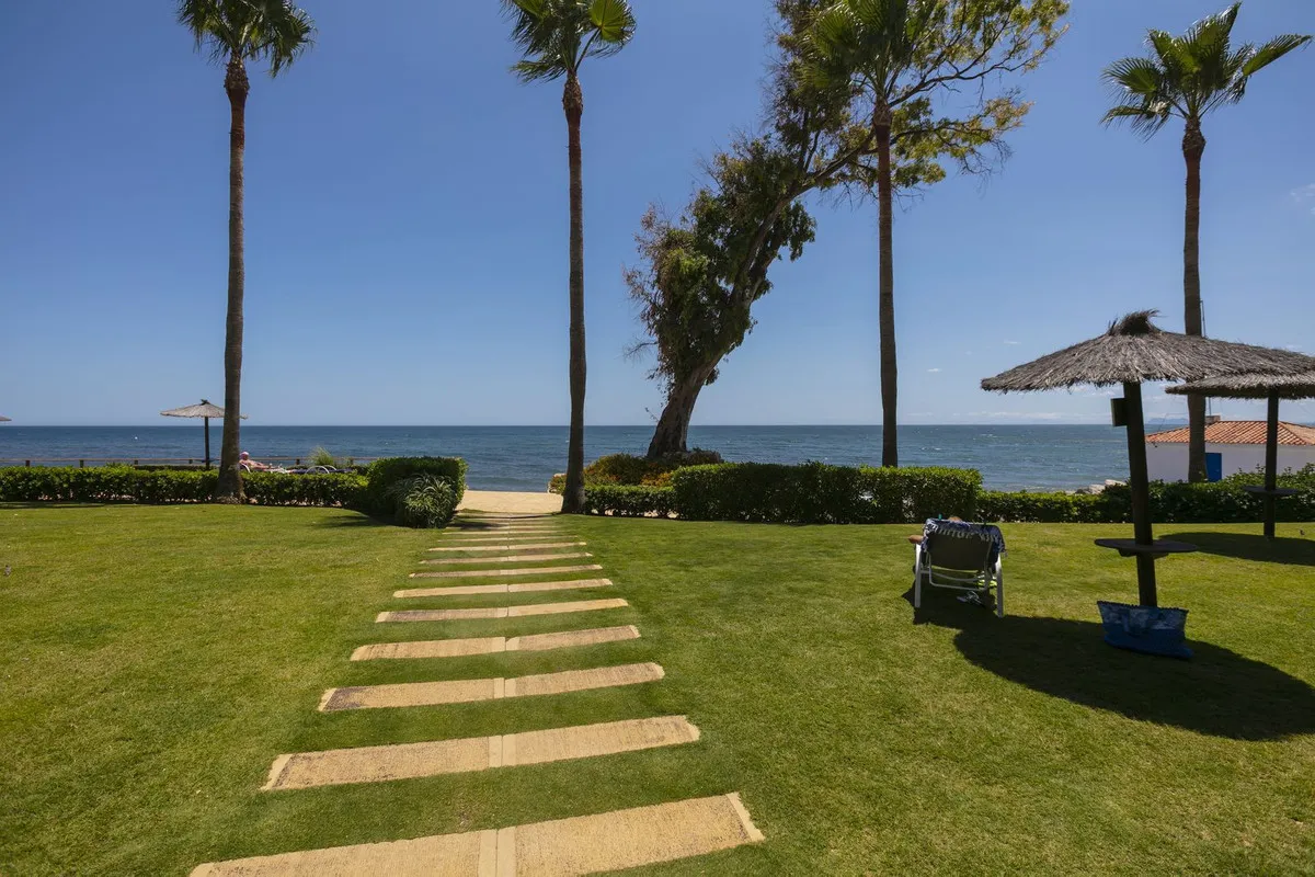 7734bde0-32ca-4c76-bfa5-b51b5bcdf513