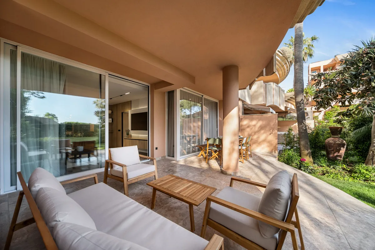 2518090f-dbbd-4198-9fe9-f8fd99f02c0a