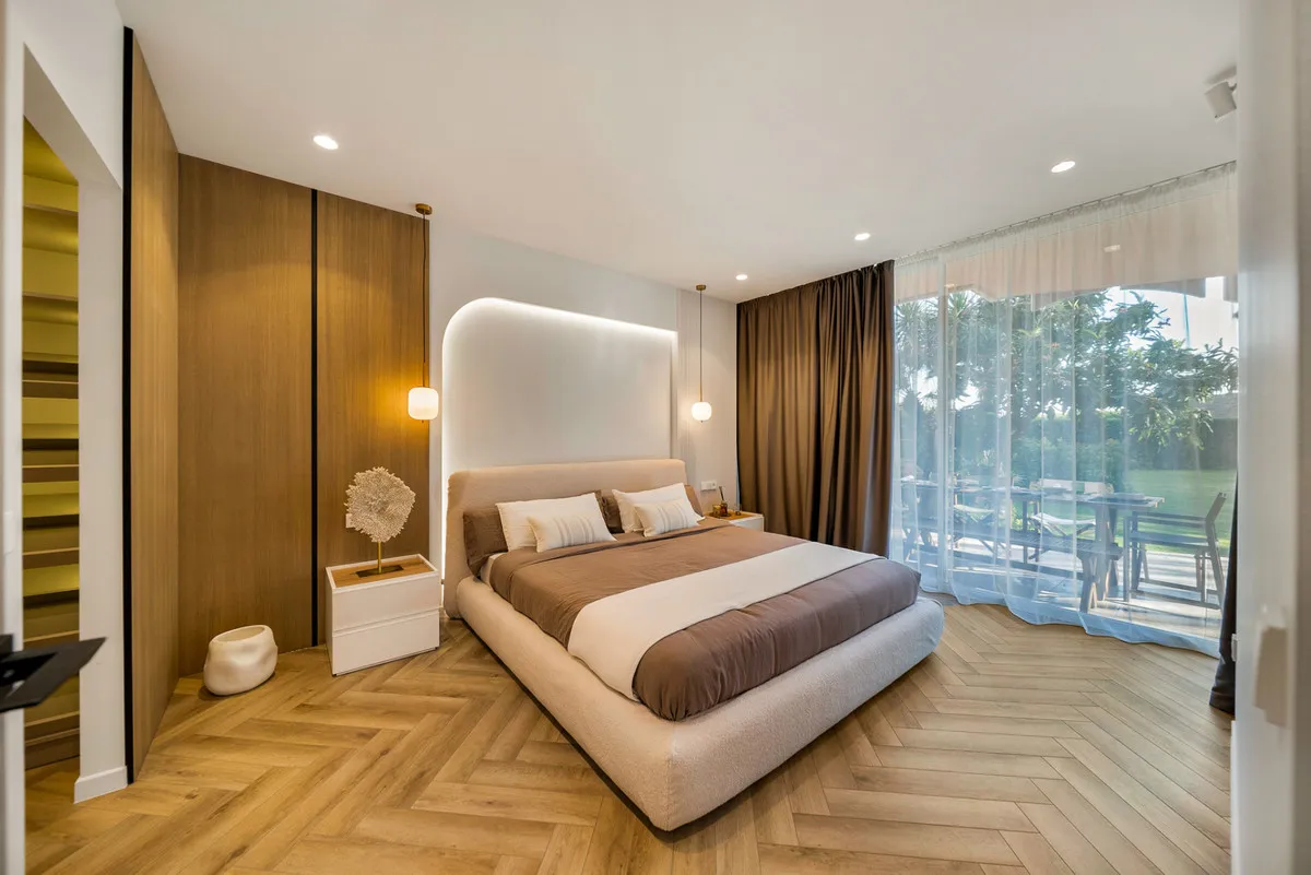 7f0e4ec4-b805-4269-aa5f-218972ee895d