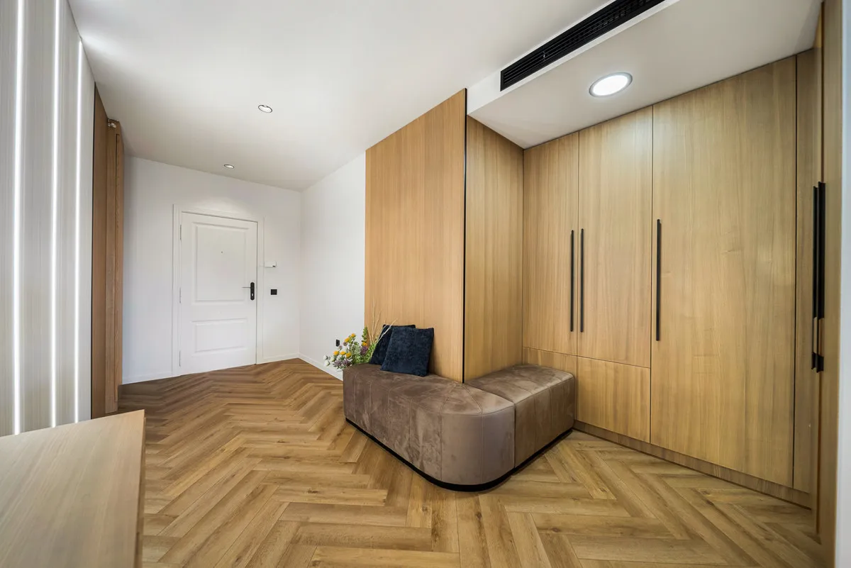 c7337392-4e04-4f28-ba86-8da27bad4c84