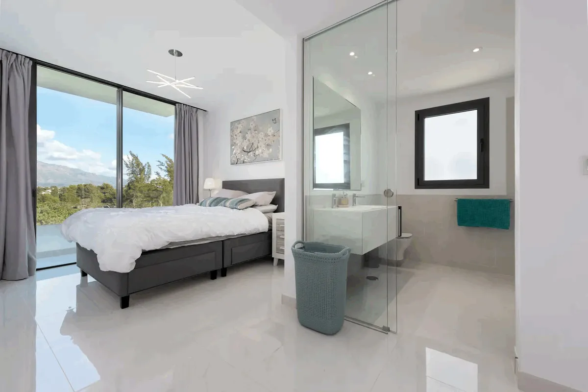 d6f31b55-f00f-4778-abf4-461cf95f16ba