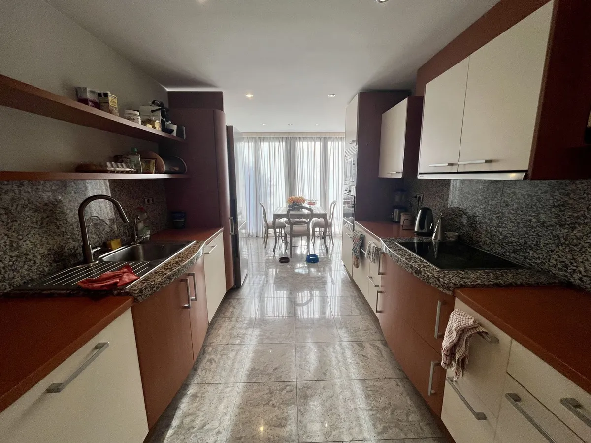 1d1146fc-5638-4751-868a-03b4b44d52a3