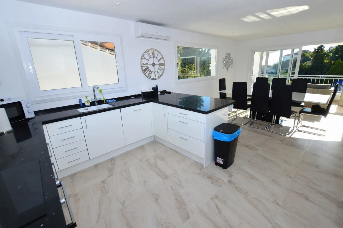 169493ab-c15b-4a8d-a1ec-752223f0856f