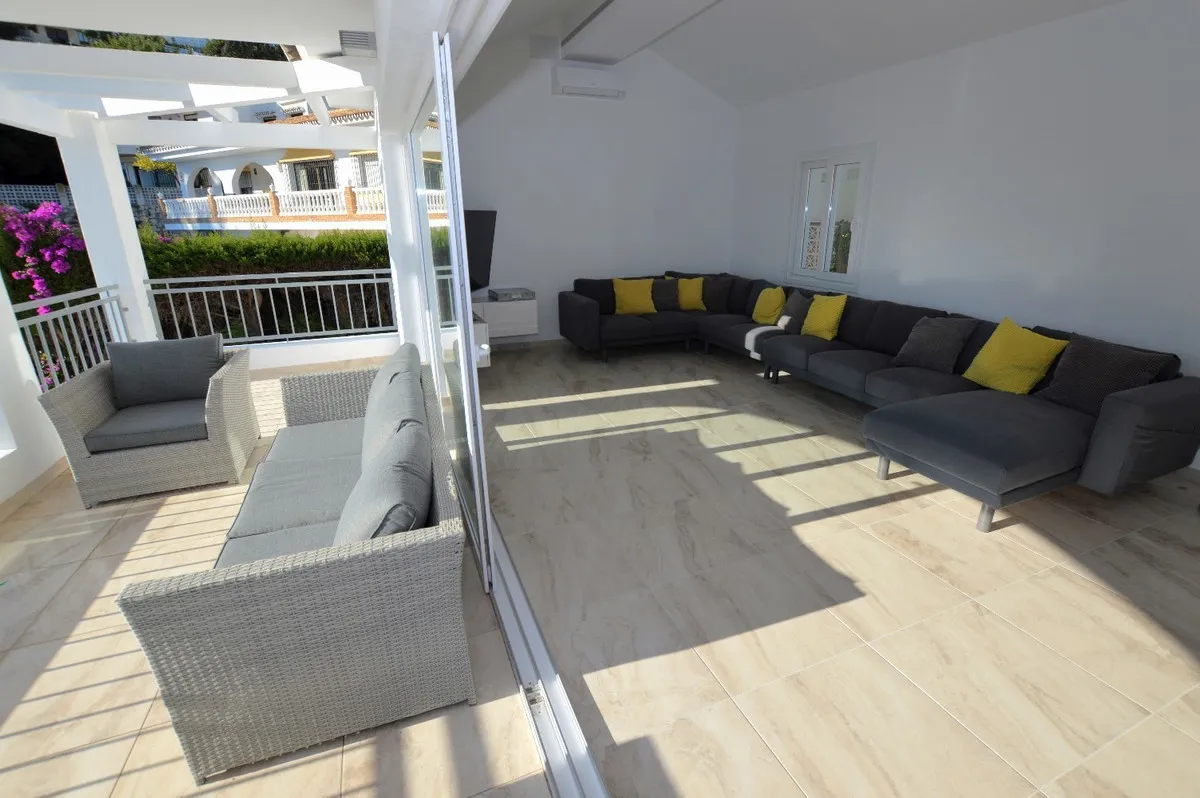 300baa30-4ba7-4e4b-9207-ad6d9750596e