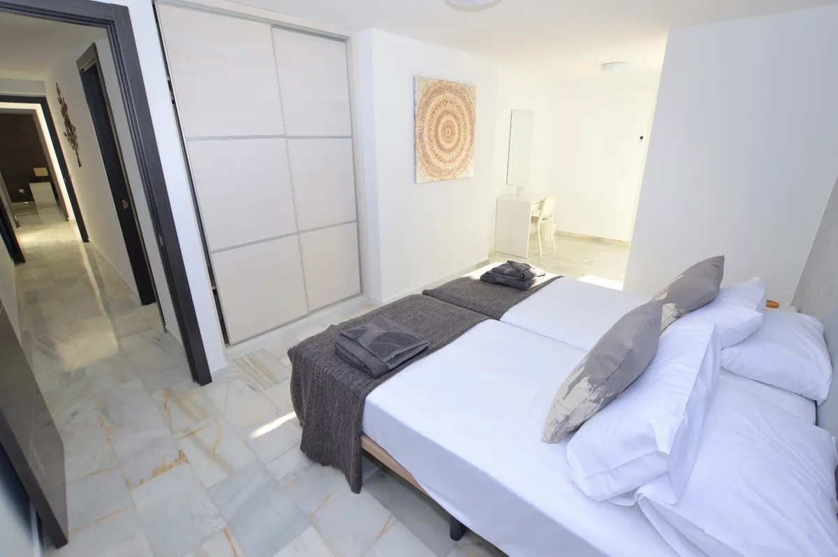 87a83f7f-9dd1-4724-a422-7192a326e81e