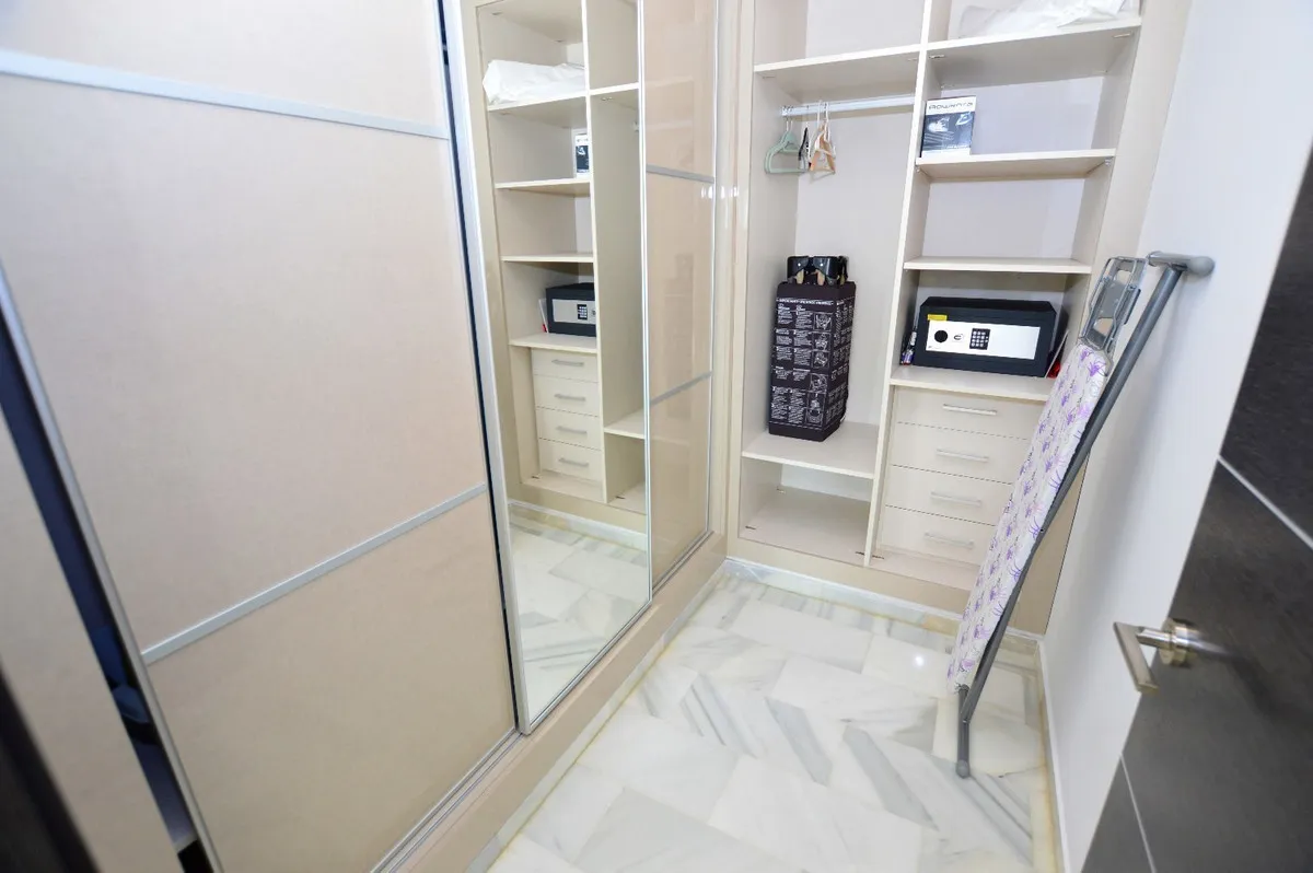 d1d93ff2-cac7-4b44-95d6-c41ef5b22fd2