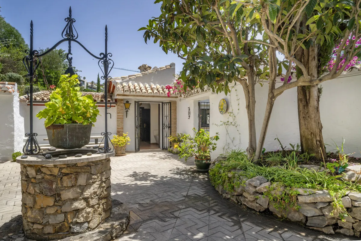 257ed0e8-a2dc-45c1-9a3d-fd6e93d774e0