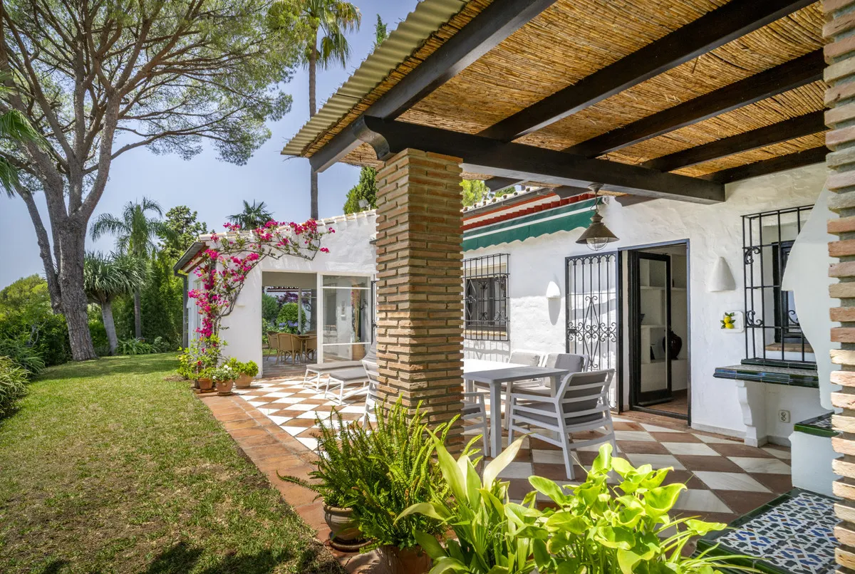 9228ceda-0627-4d6d-a9bc-a7135ad36f90