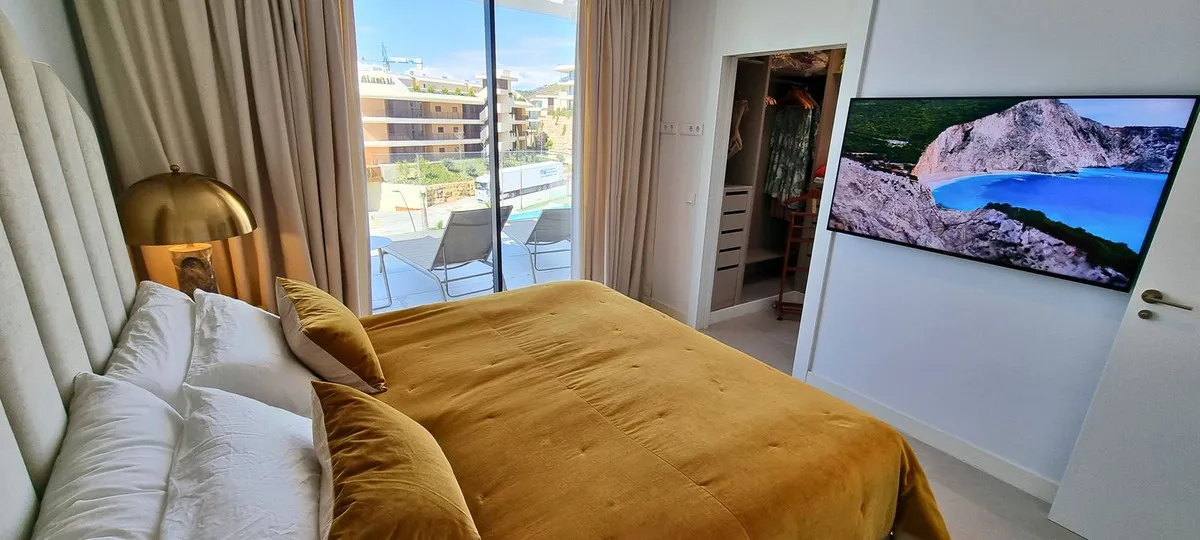 65012442-bbac-4b6a-b393-e7de452530e0