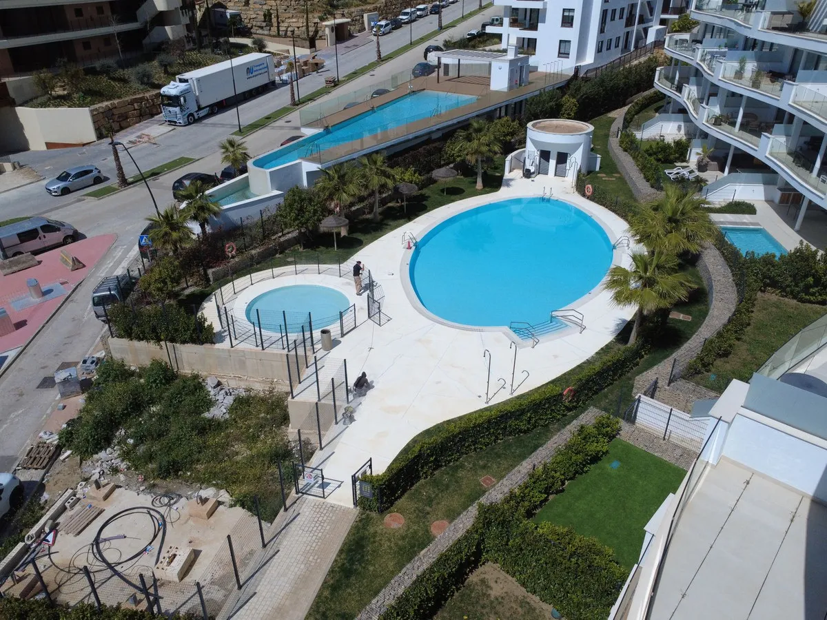 79cba1bf-4eba-440c-810f-b46715866dff