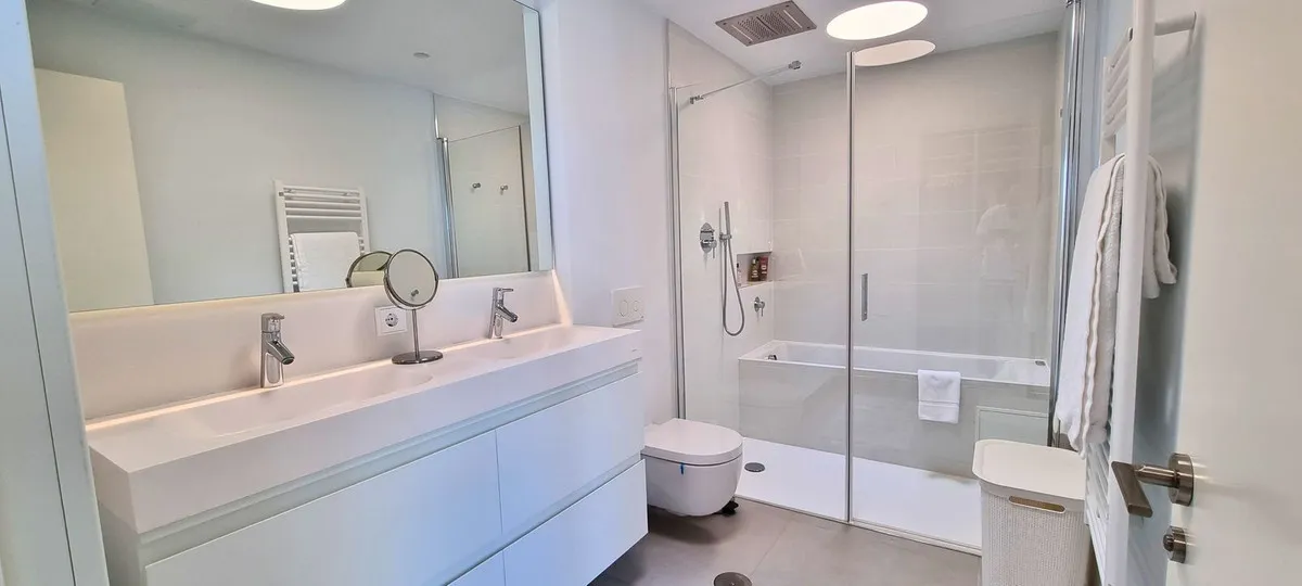 b49799f3-dc37-40c4-9ebd-d8bfacfecad1