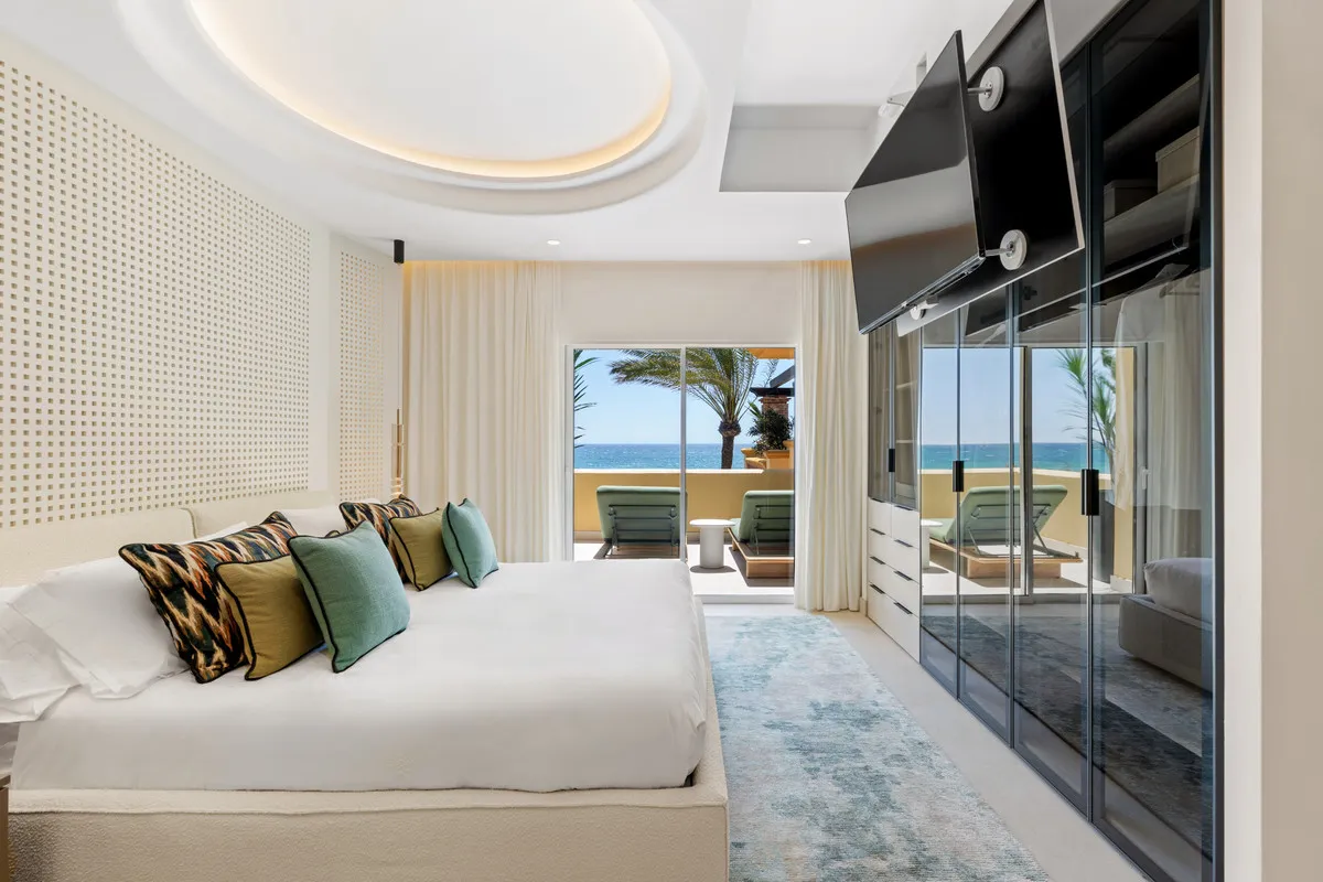 12acdf75-400c-4ce3-b61c-e27bd212e9dc