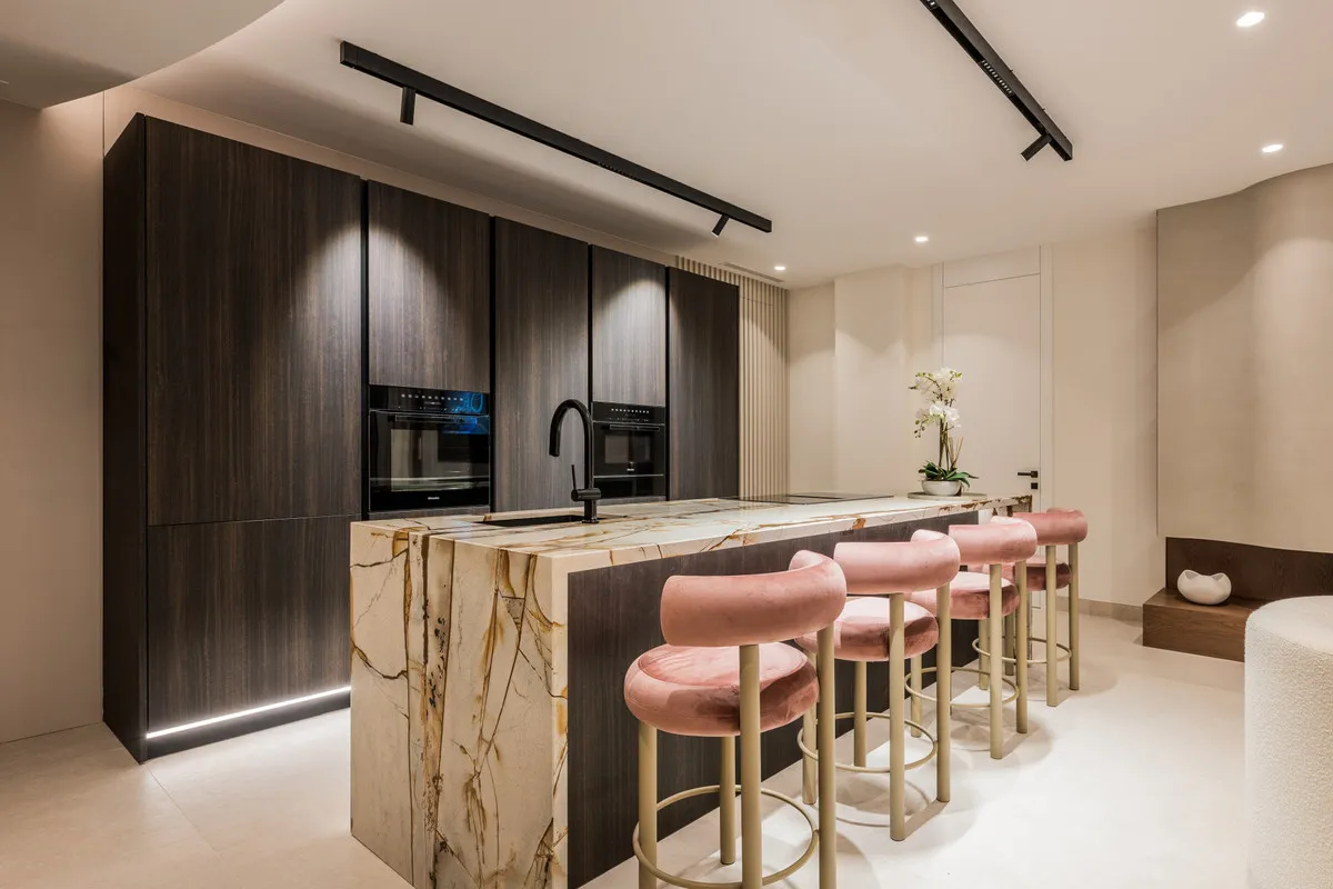 d348d8f5-5f2a-4f7f-9618-3a8b043b7ea3