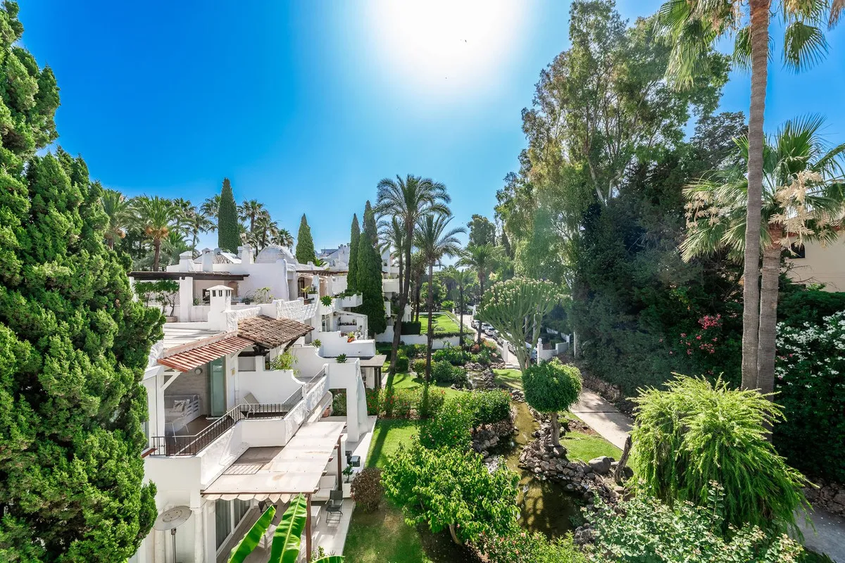 0794cc68-2530-4356-87ec-fa6bfdef00d8