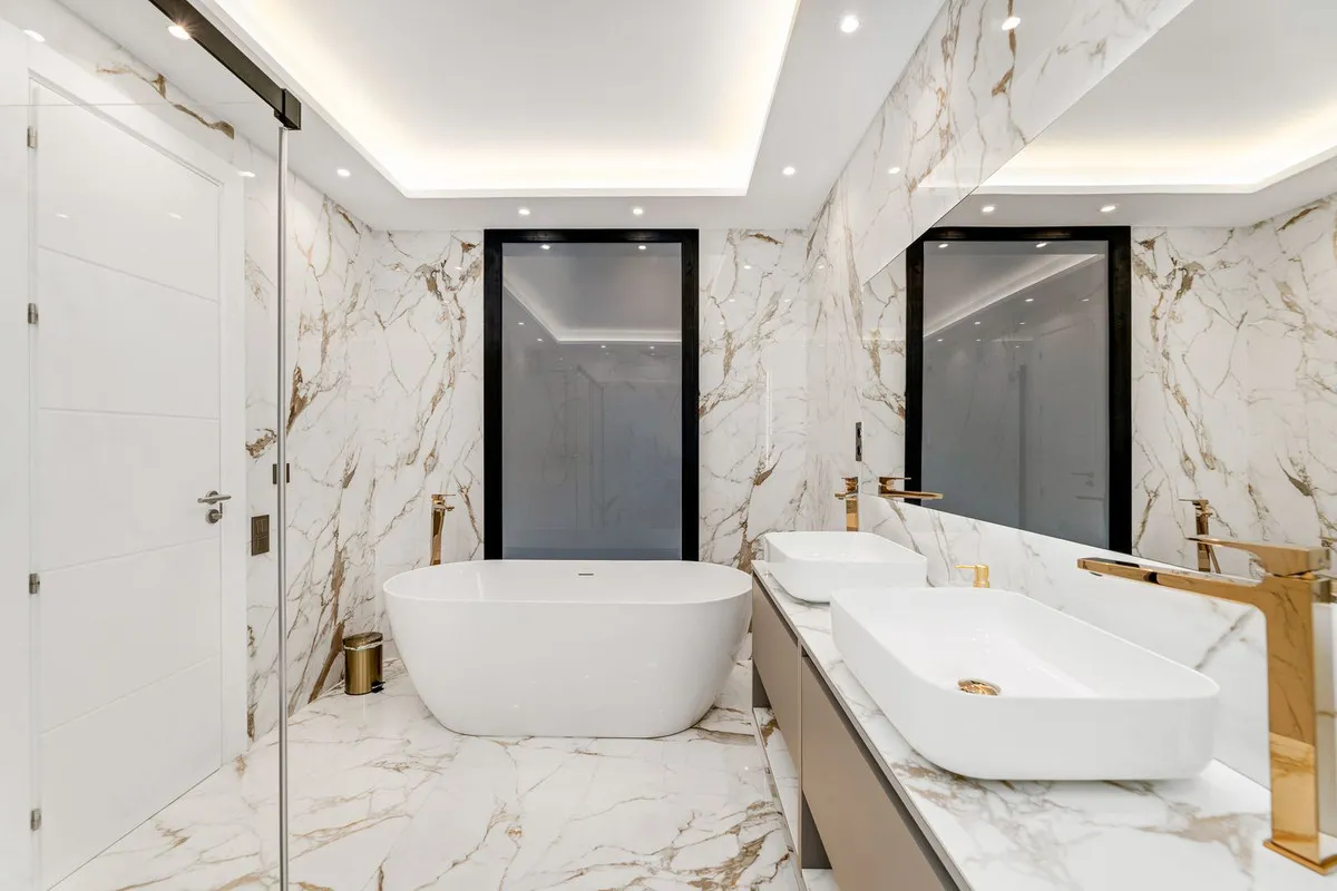 0c18c55a-fcfb-417d-8a34-3ba204fbb2e2