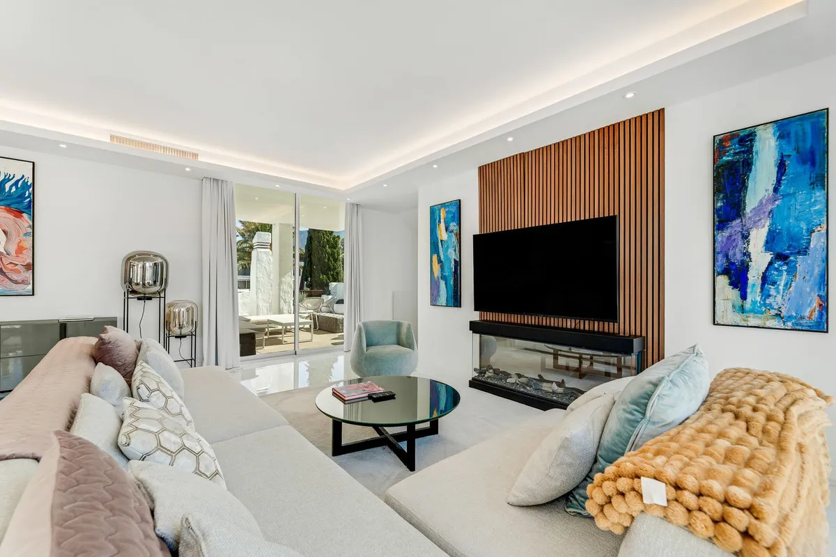 cb9994fe-4726-4ffb-8d11-ff8a5c7316b7