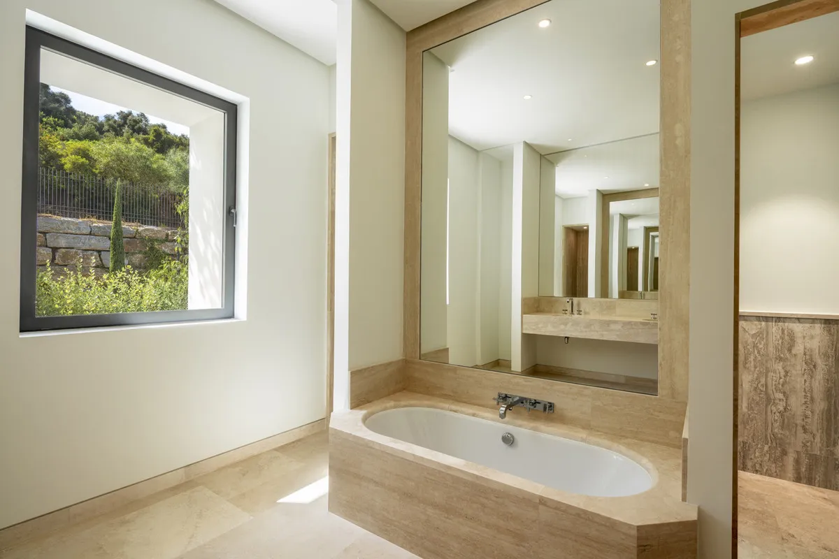 e2aecc8d-10db-4019-894e-12382dd466c4