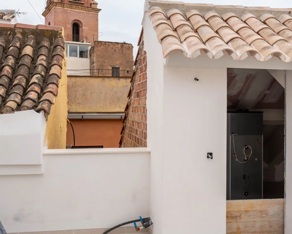 d54c6f49-5517-49f6-ae3f-da899c4eabde