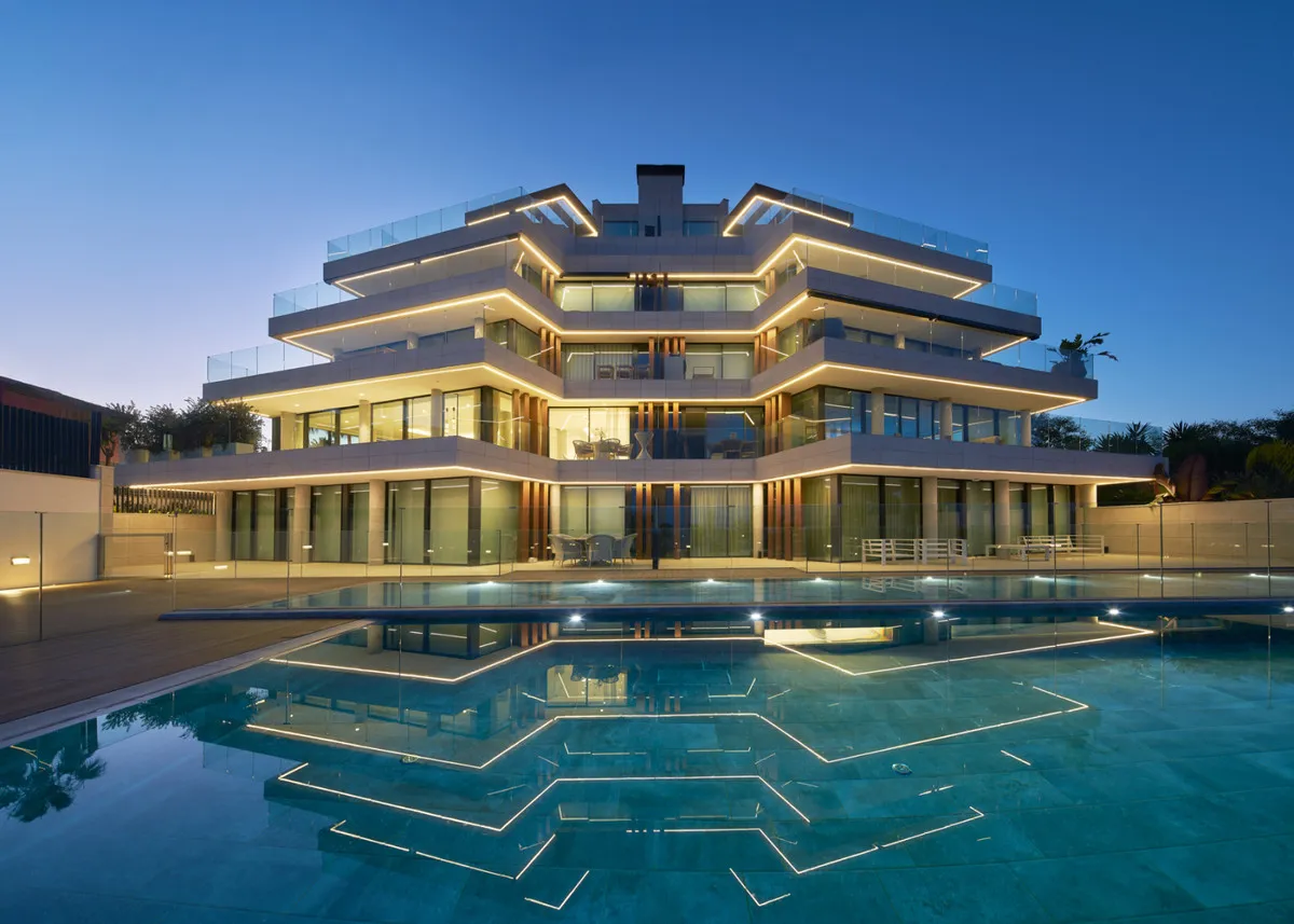 323f8206-4990-4fd7-af7a-ed6b1b0b5c2a