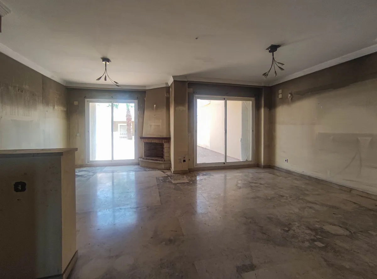 953cea6e-cb31-42a3-8ae1-077ac6fa45df