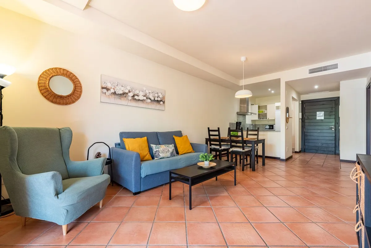 d6d5708d-43b0-4d59-bc6d-785eb3014871