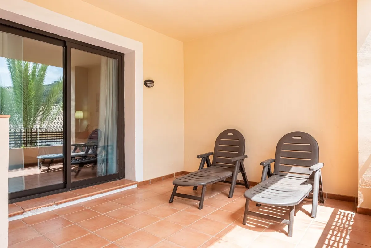 f812e494-9a33-4001-96b7-de6e68f91249