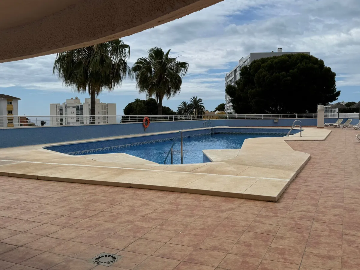 fb129568-f514-4c1d-8c8f-e9b132dc4273