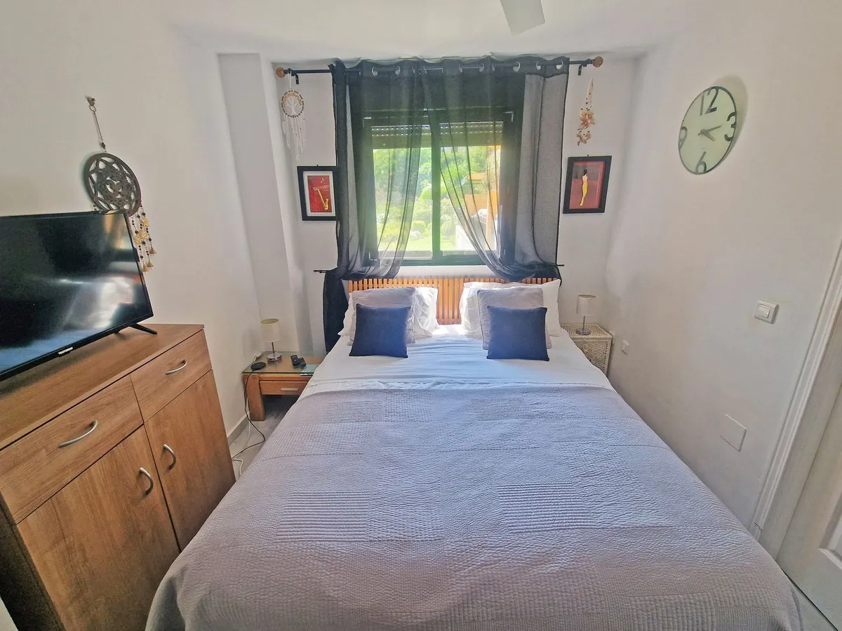 1e44f370-4743-4d26-967d-79d39083042c