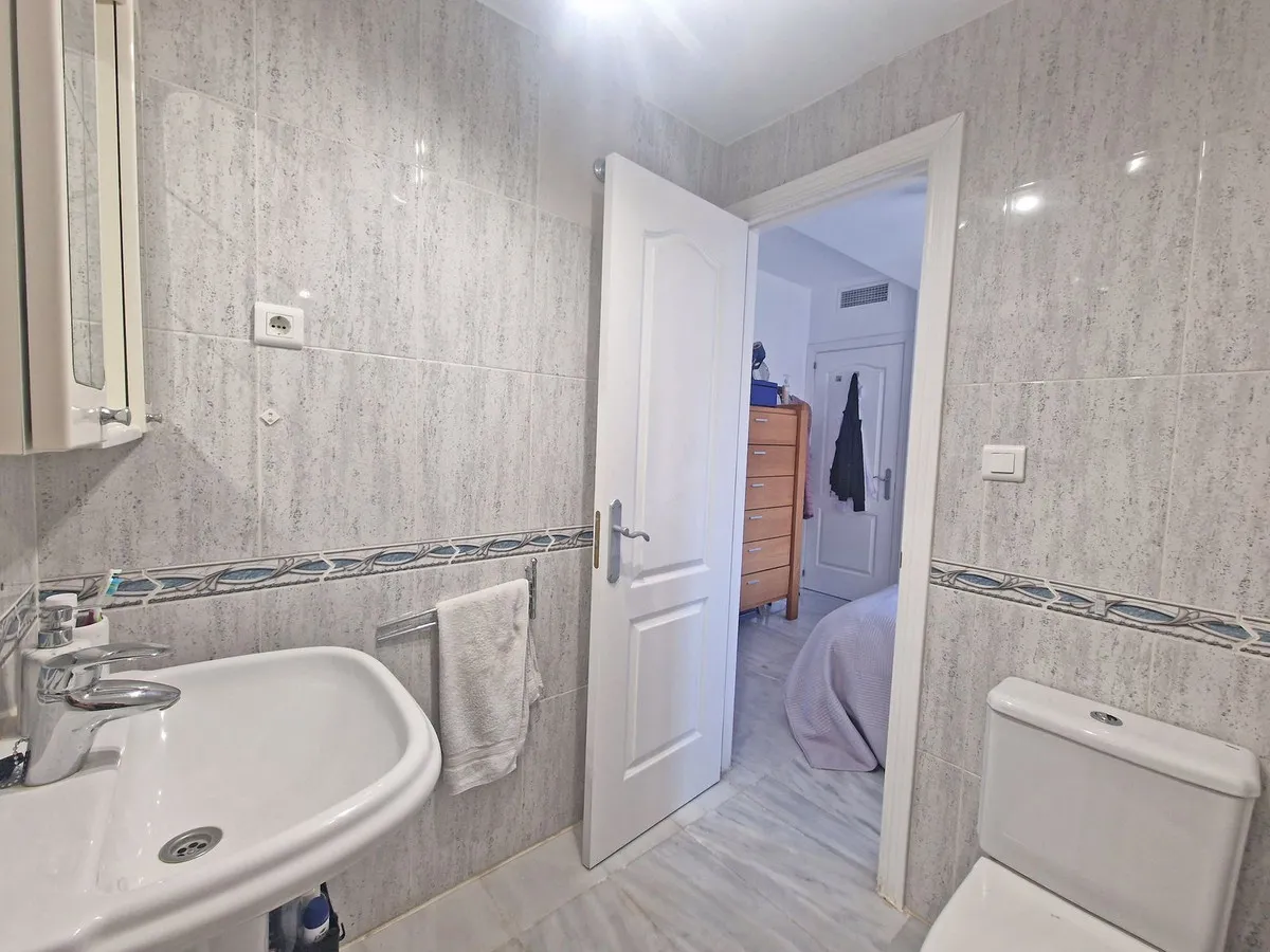 38f88590-ad76-4e8a-8d08-ed8274fd8eb2