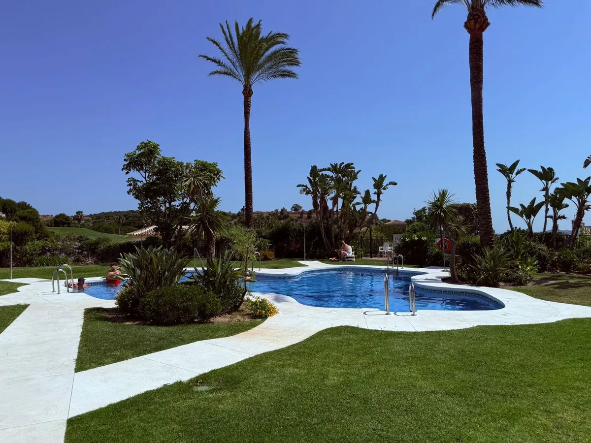 0436d650-2c00-4a22-a7c9-4b2117421706