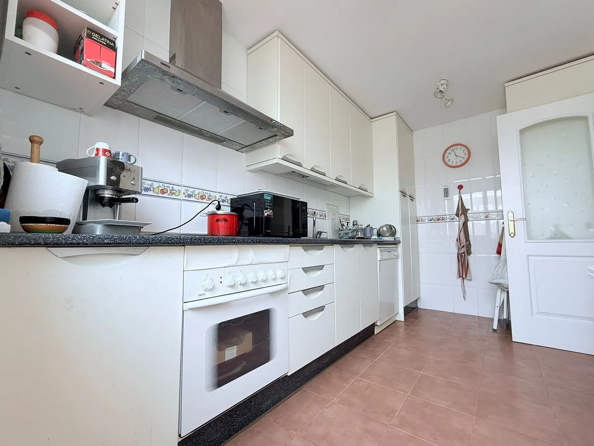 82ab4f33-b5b6-4db7-be29-17814c986d40