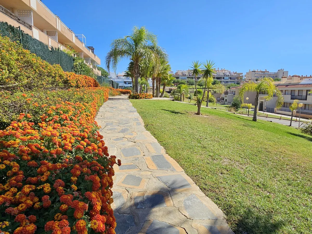 6171cbaf-fe2a-4c5b-b5fd-6fdbcb627b82