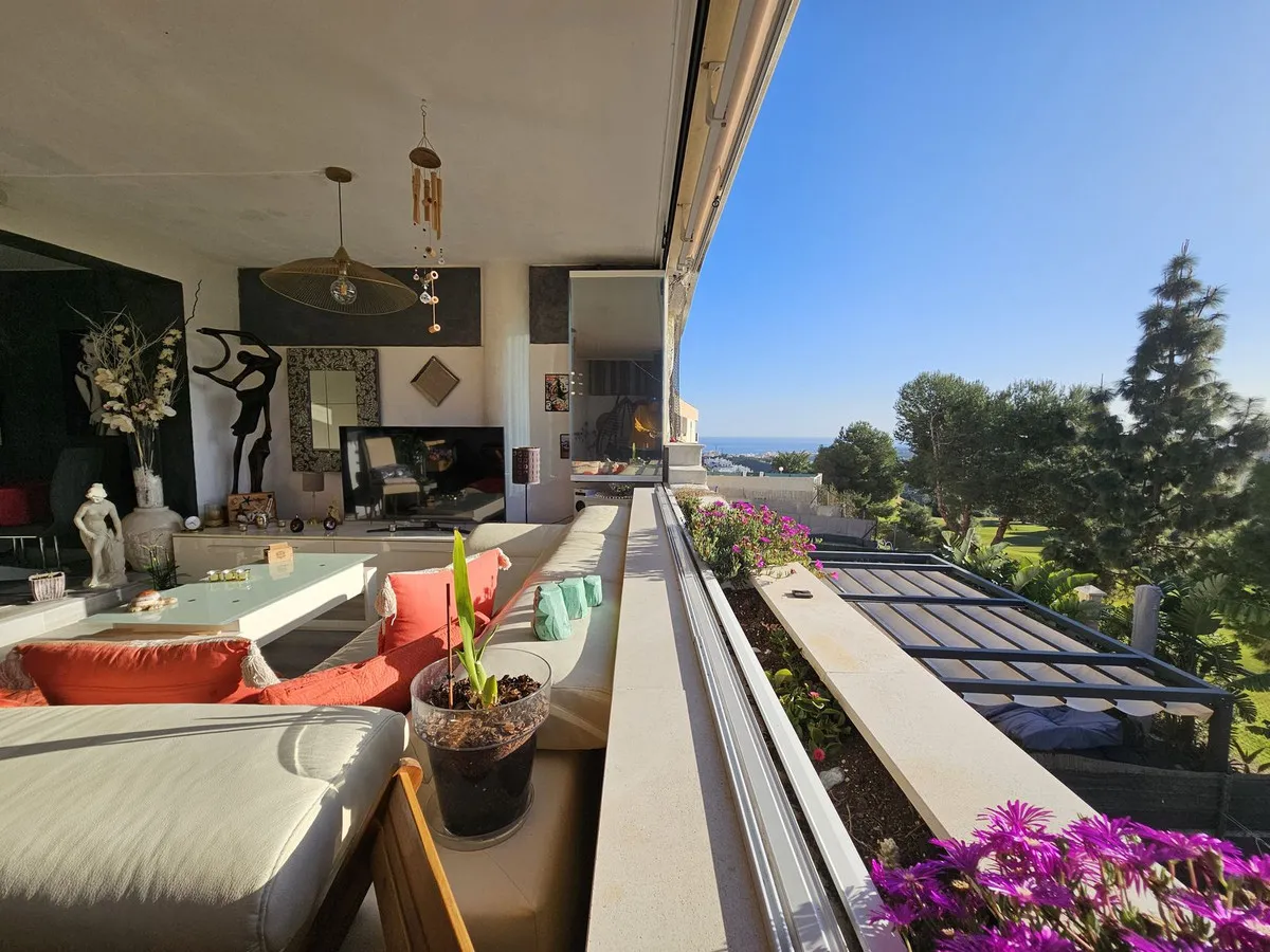 974d091a-1da4-4874-aca6-fb76655f0d03