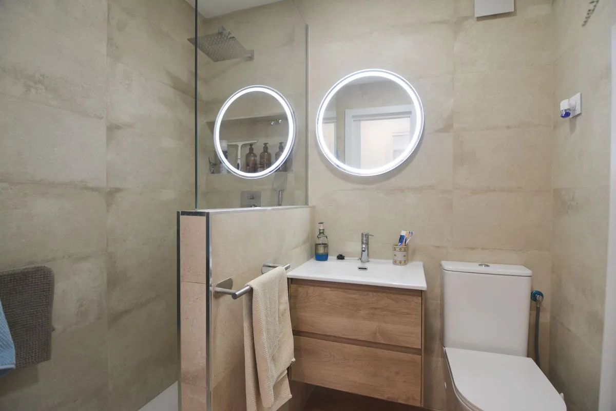 40180bfa-c735-4dfa-97a6-005c57776c8a