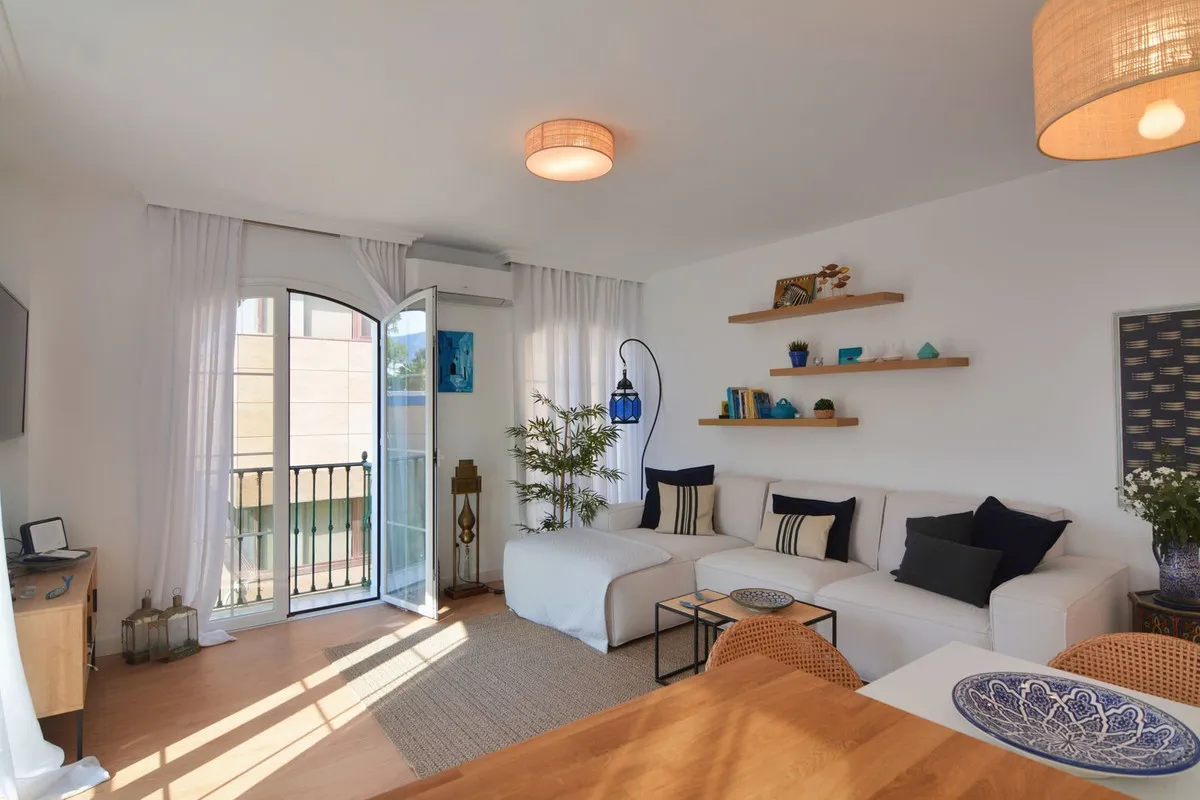 6b58f9d3-1747-4572-8469-b69379c2b4da