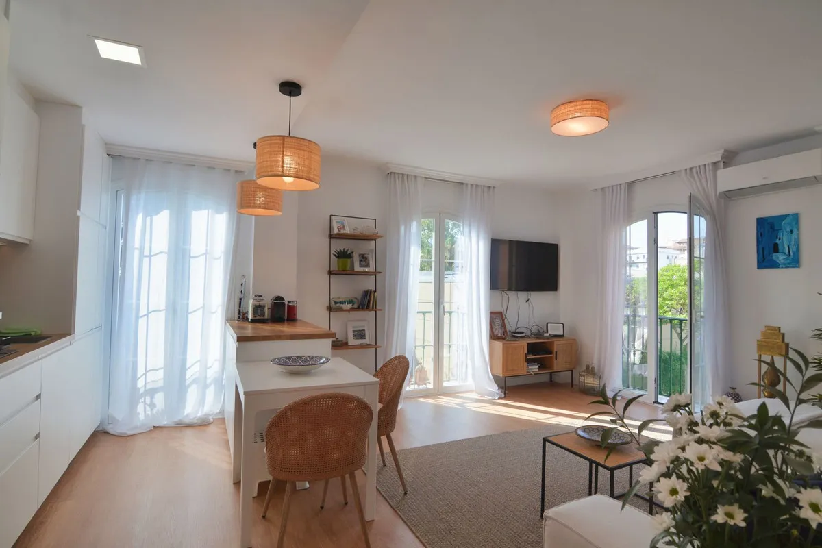 6bb507ec-ecba-40fb-bb62-6640b3dc4bcf