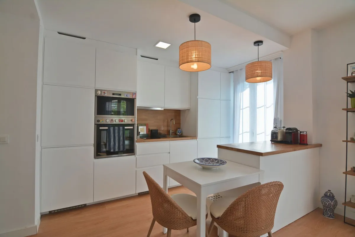 afb41aff-1099-493a-9e60-4947d2e255ce