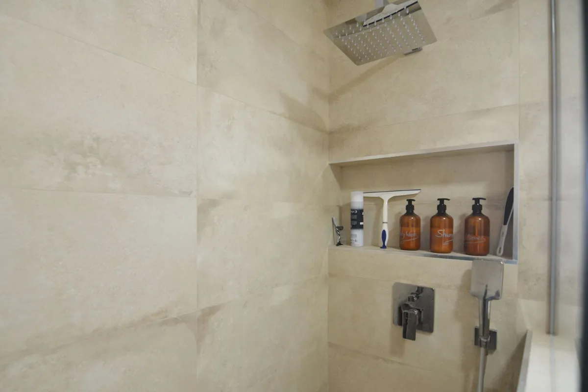 c0ab5a6e-07e0-4c21-b106-7dd20f4f5628