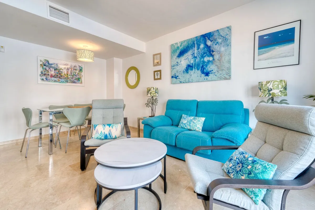 b9fd1a49-3d4f-4ee1-8422-c3f76b7220e8