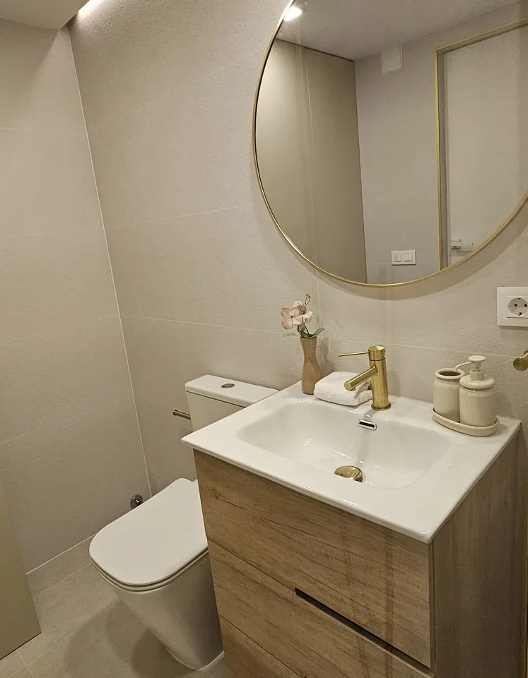 1f88ddd1-43eb-4d4b-8814-6c4d03949ad3