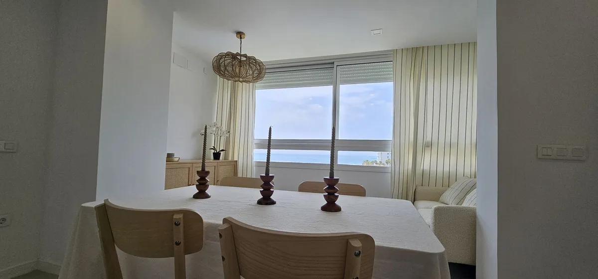 fb10e653-6551-4b82-b049-9d2648394302