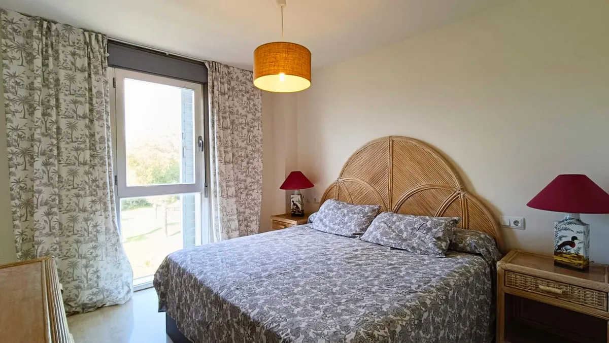 bba9073d-0be4-4c03-8ce2-6b94b493508c