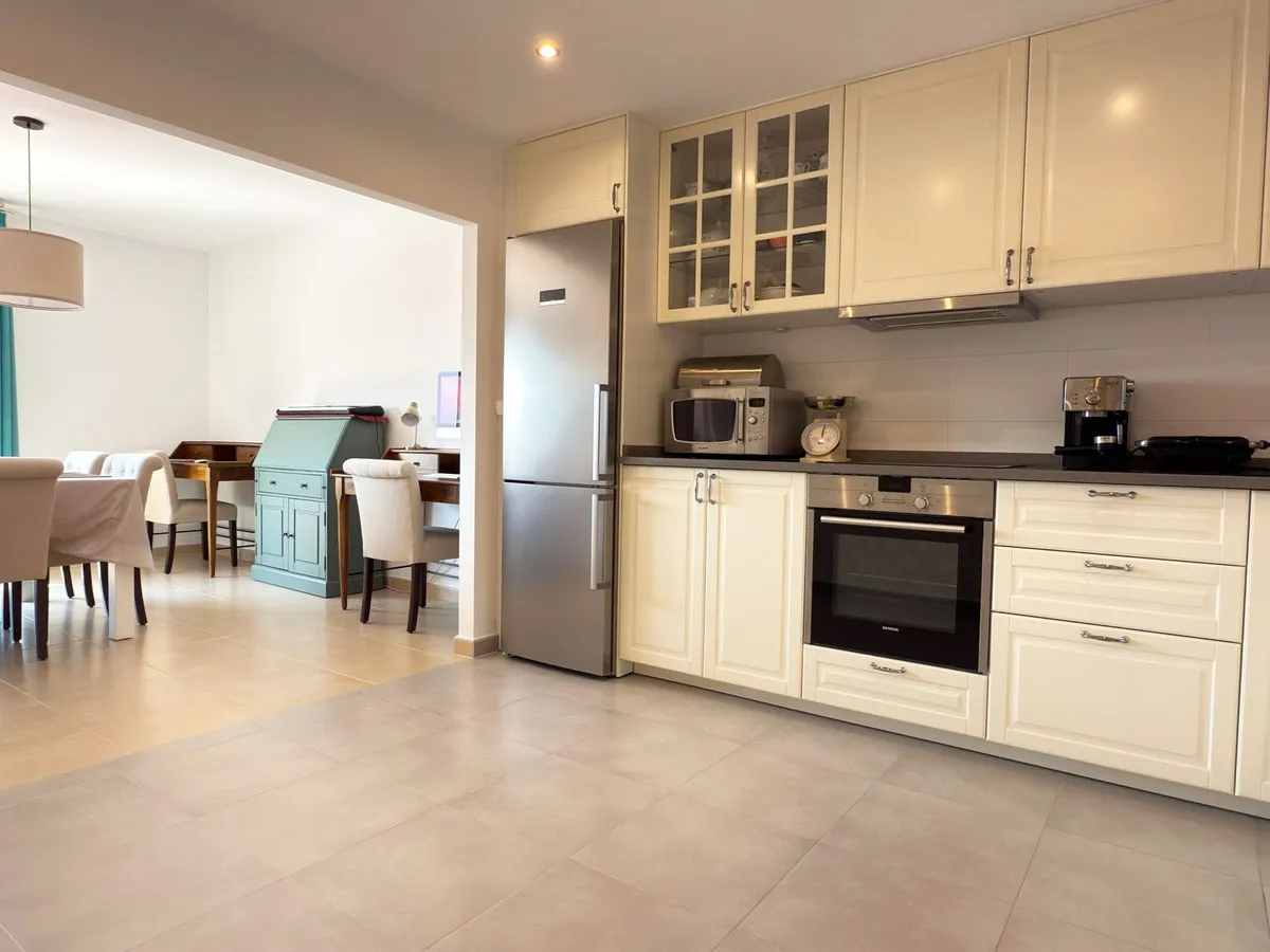 41c483c0-defc-48c4-8782-20eb9dfa1347